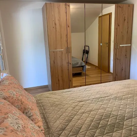 Apartmaji Pr' Nas Apartman *